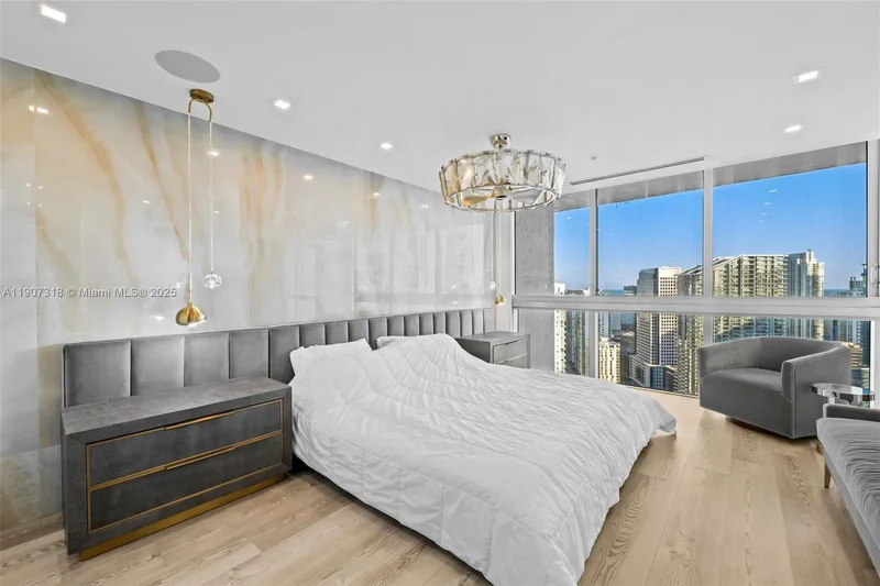 90 SW 3rd St PH-15, Miami, Florida, United States. - Photo 20