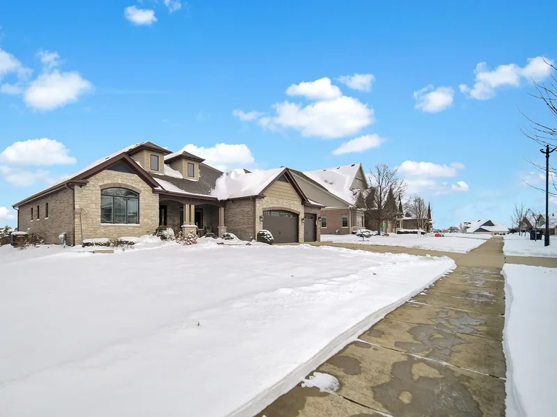 13908 Stonebridge Woods Xing, Homer Glen, IL 60491, Homer Glen, Illinois, United States. - Photo 39