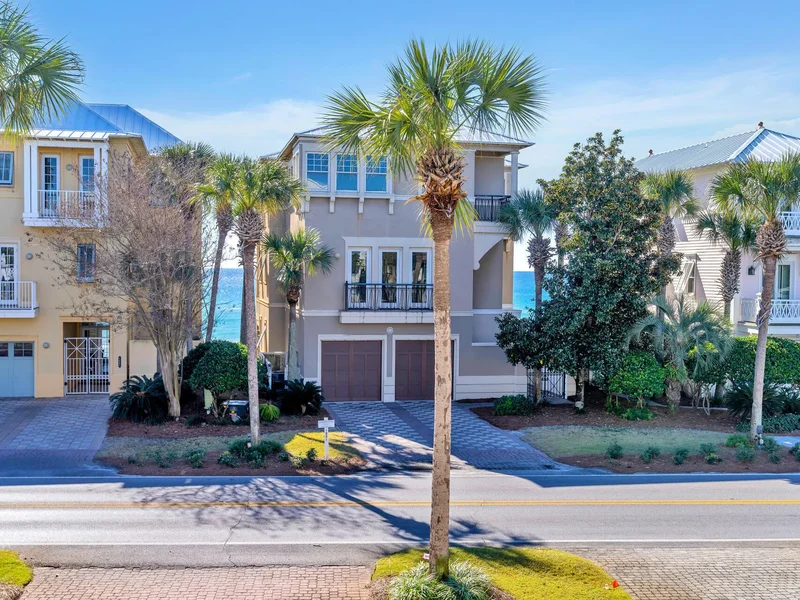 Miramar Beach, Florida, United States. - Photo 35