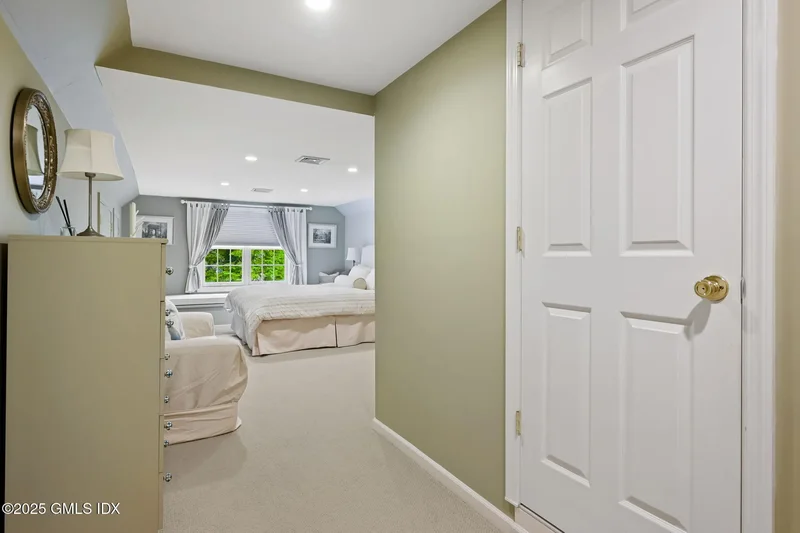 115 Lake Avenue, Greenwich, CT, 06830, USA, Greenwich, Connecticut, United States. - Photo 5