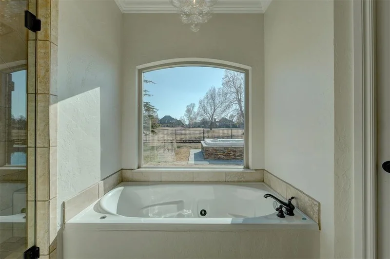 332 Heritage Boulevard, Edmond, OK 73025, Edmond, Oklahoma, United States. - Photo 27