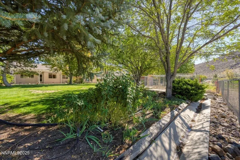 5977 Hidden Highlands Drive, Reno, NV 89502, Reno, Nevada, United States. - Photo 37