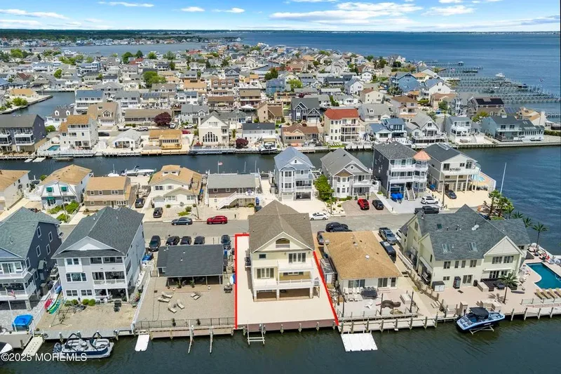 3461 Maritime Dr, Toms River, NJ 08753, Toms River, New Jersey, United States. - Photo 34