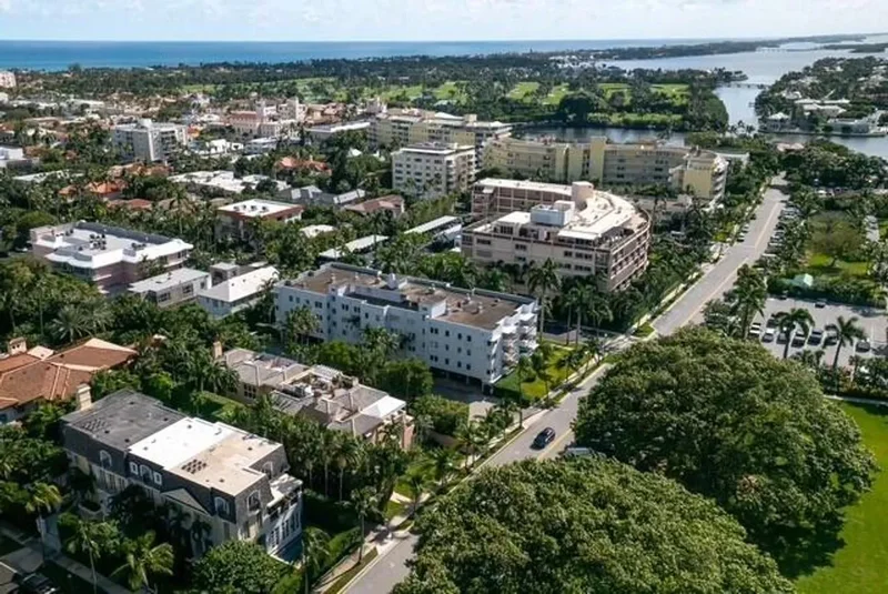 455 Australian 3e, Palm Beach, FL 33480, Palm Beach, Florida, United States. - Photo 36