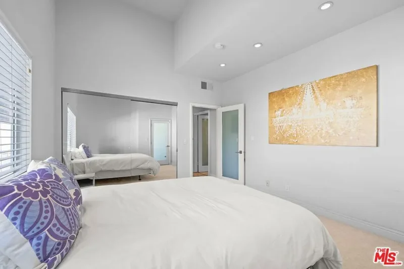 11822 Goshen Avenue 301, Los Angeles, California, United States. - Photo 19
