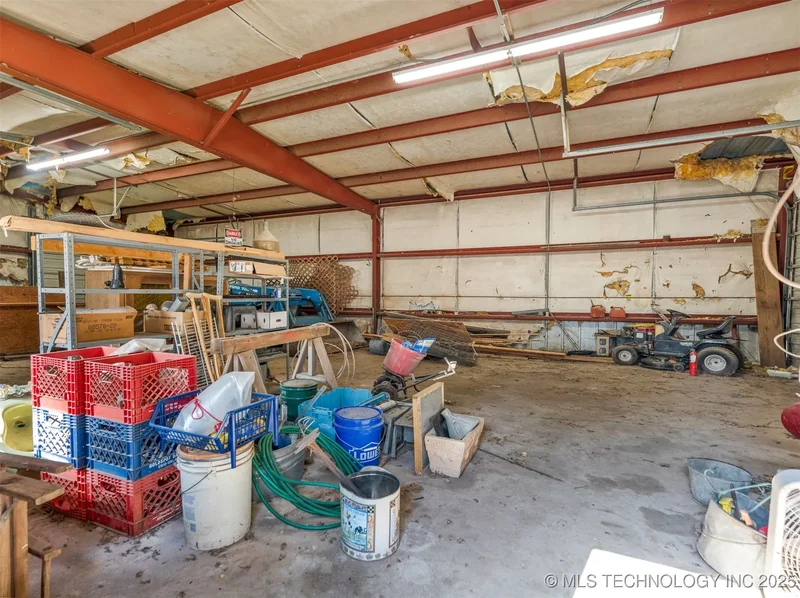24609 E Lakeview Road, Yale, OK 74085, Yale, Oklahoma, United States. - Photo 54