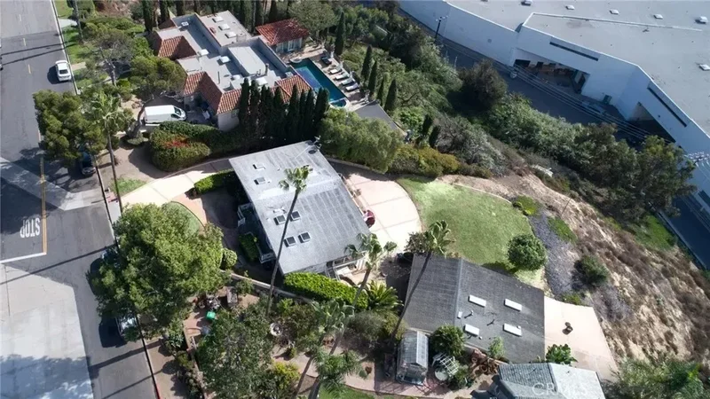 2953 Cliff Drive, Newport Beach, California, United States. - Photo 6