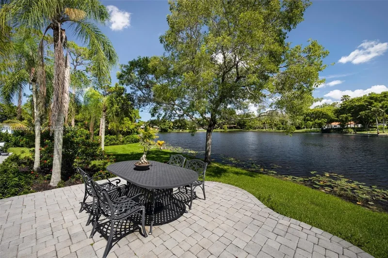 11000 SW 25th St, Davie, Florida, United States. - Photo 26