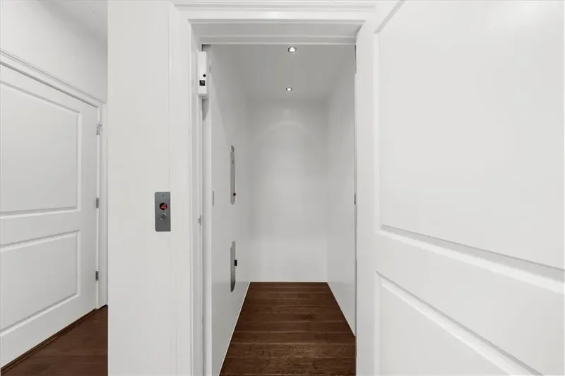 6645 Cadence Boulevard, Atlanta, GA 30328, Atlanta, Georgia, United States. - Photo 55