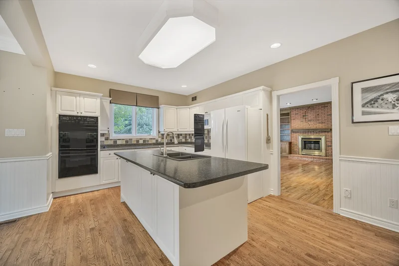 17606 Thorndale Rd, Thames Centre, ON N0M 2P0, Thorndale, Ontario, Canada. - Photo 23