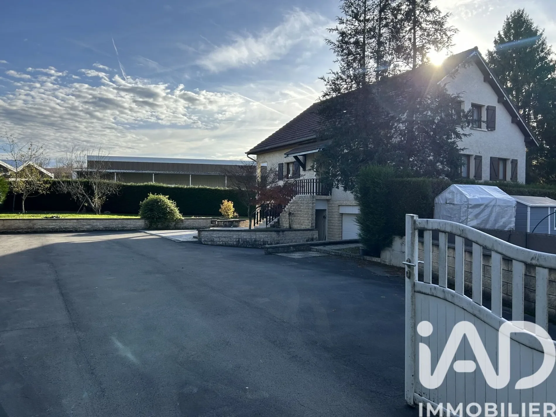 Property photo 1