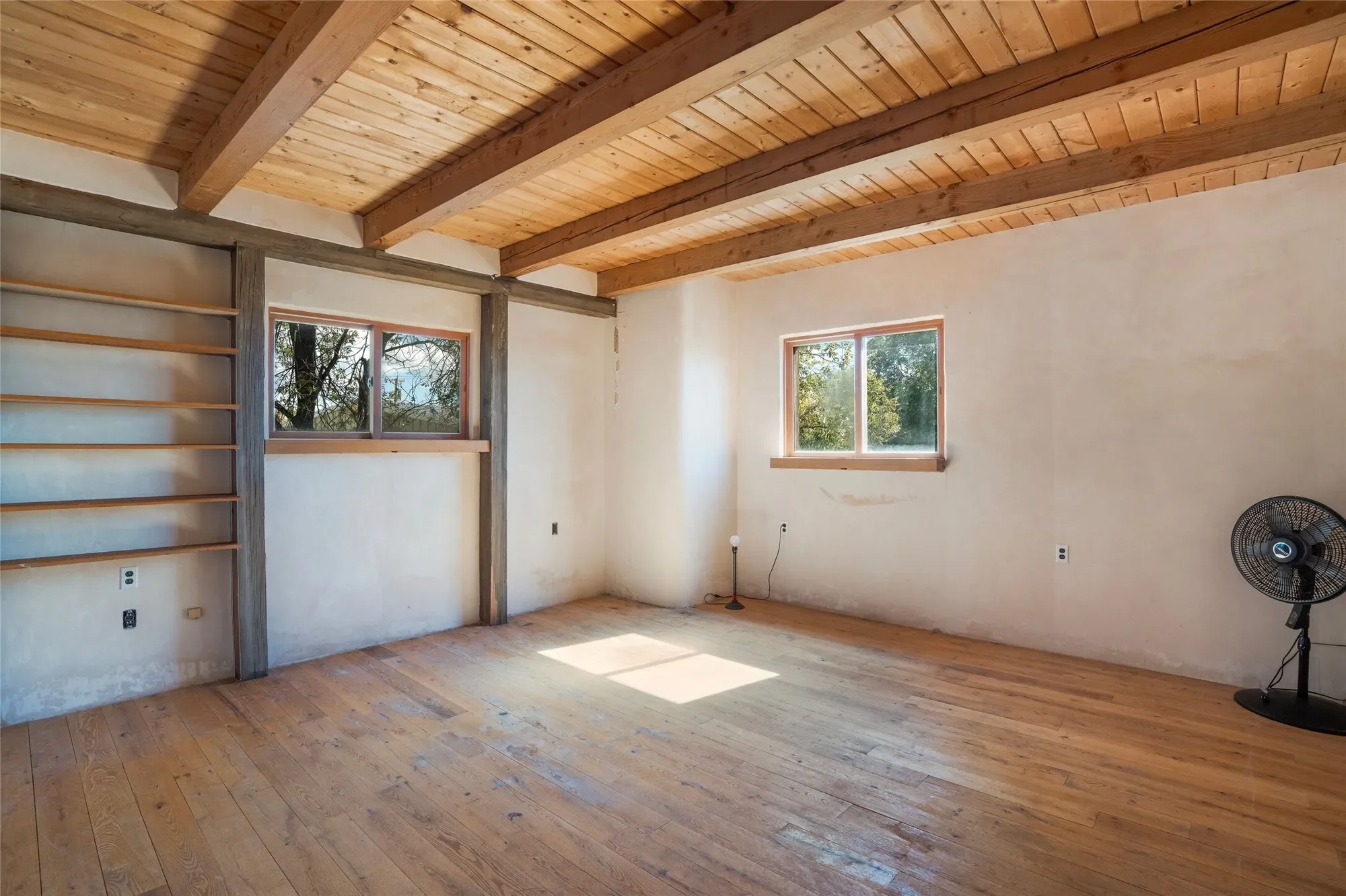3698 Lugar De Padilla , Santa Fe, NM 87507, Santa Fe, New Mexico, United States. - Photo 26