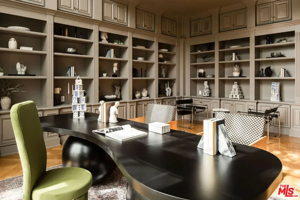10509 Vestone Way, Los Angeles, California, United States. - Photo 5