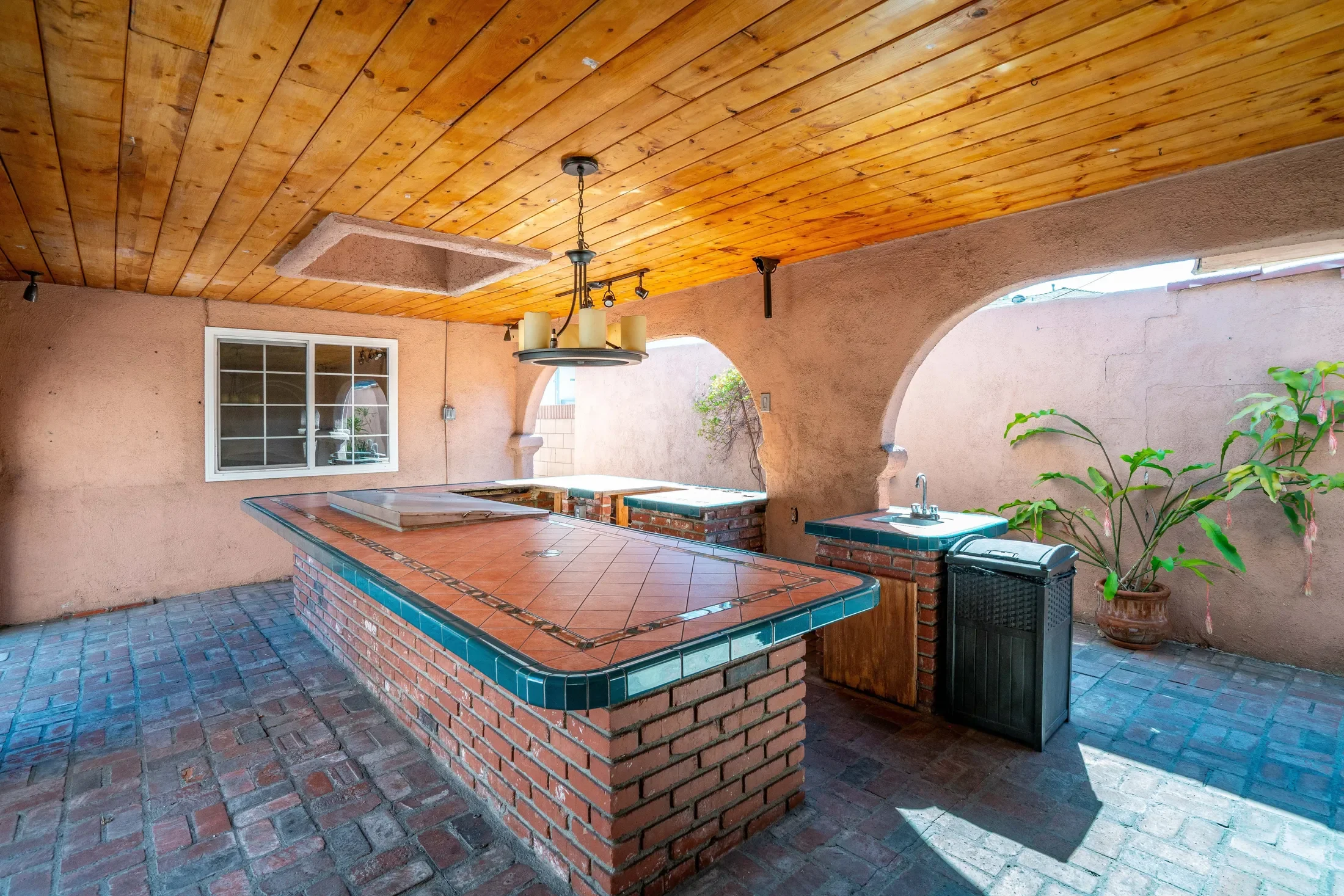 2013 South Palm Avenue , Alhambra, CA 91803, Alhambra, California, United States. - Photo 31