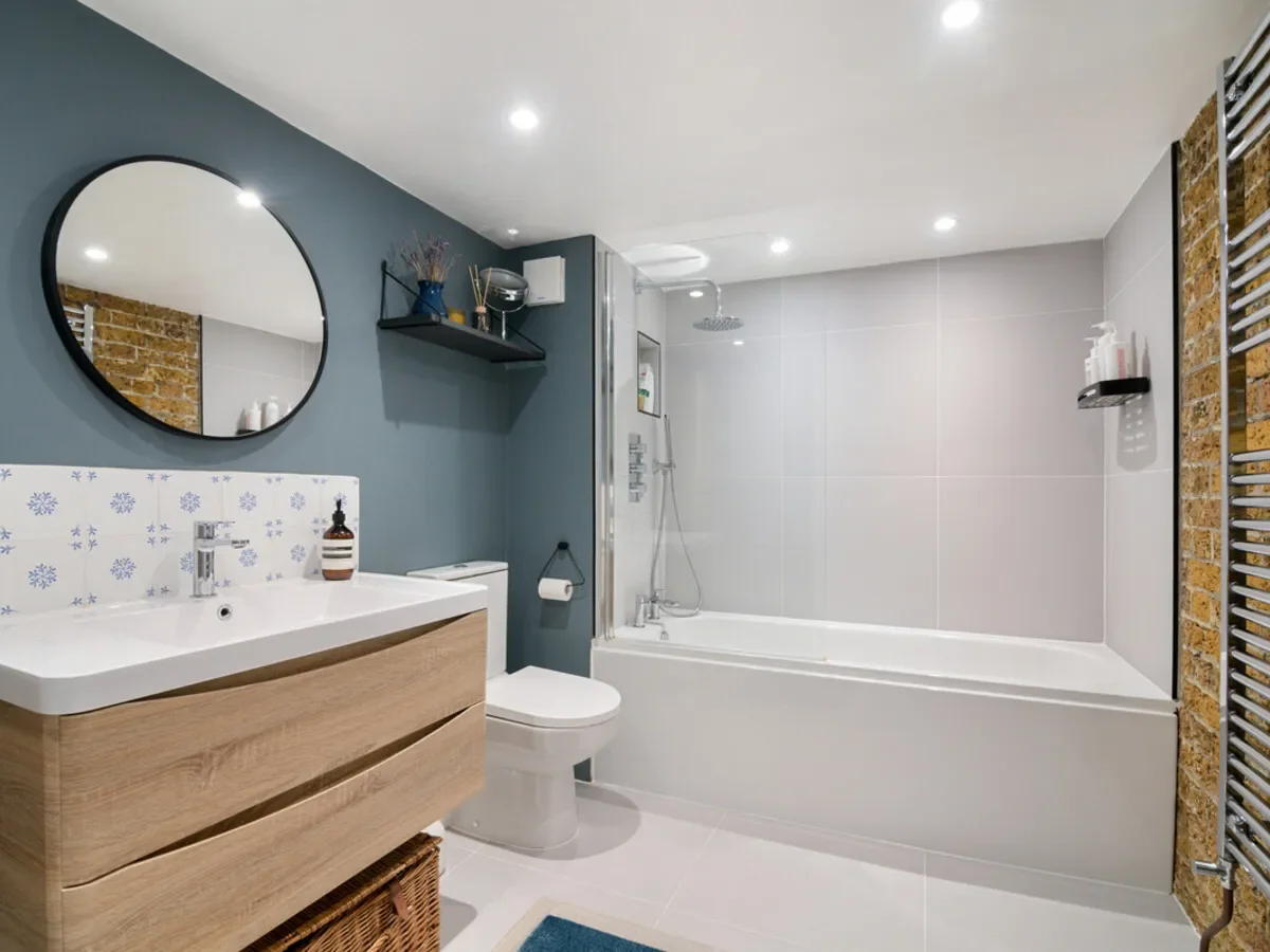 York Grove, London, SE15, London, England, United Kingdom. - Photo 12