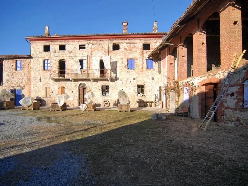 Exterior photo 7