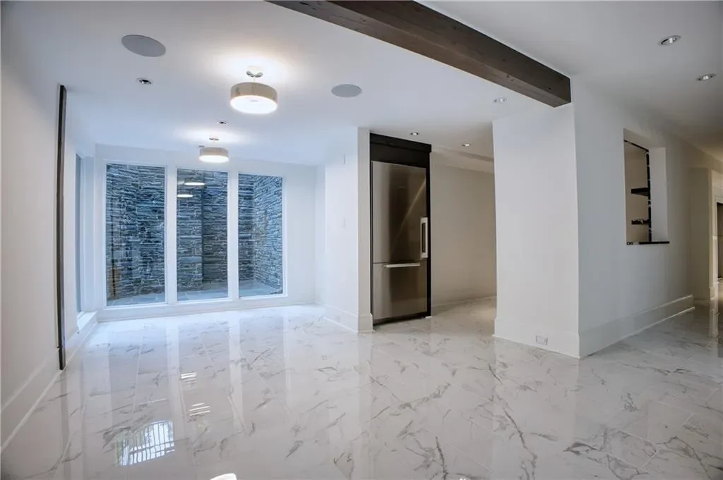 2883 W Roxboro Road NE, Atlanta, Georgia, United States. - Photo 51