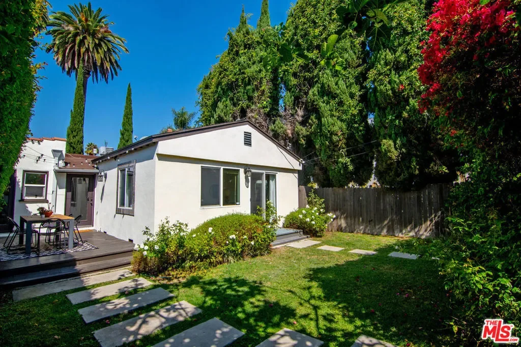 502 N Crescent Heights Boulevard, West Hollywood, California, United States. - Photo 13