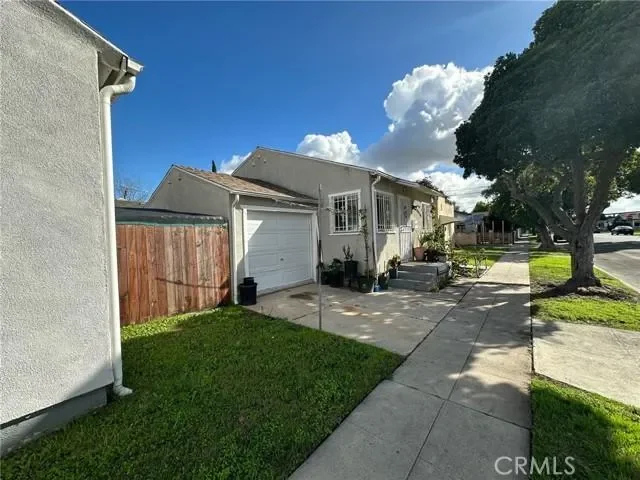 10904 S Spring, Los Angeles, CA 90061, Los Angeles, California, United States. - Photo 11
