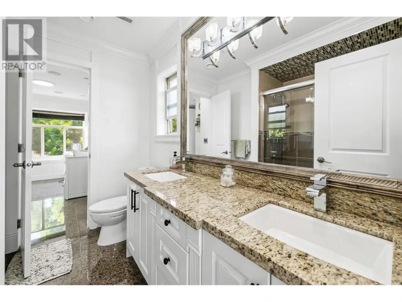 1060 E 61ST AVENUE, Vancouver, British Columbia, Canada. - Photo 19