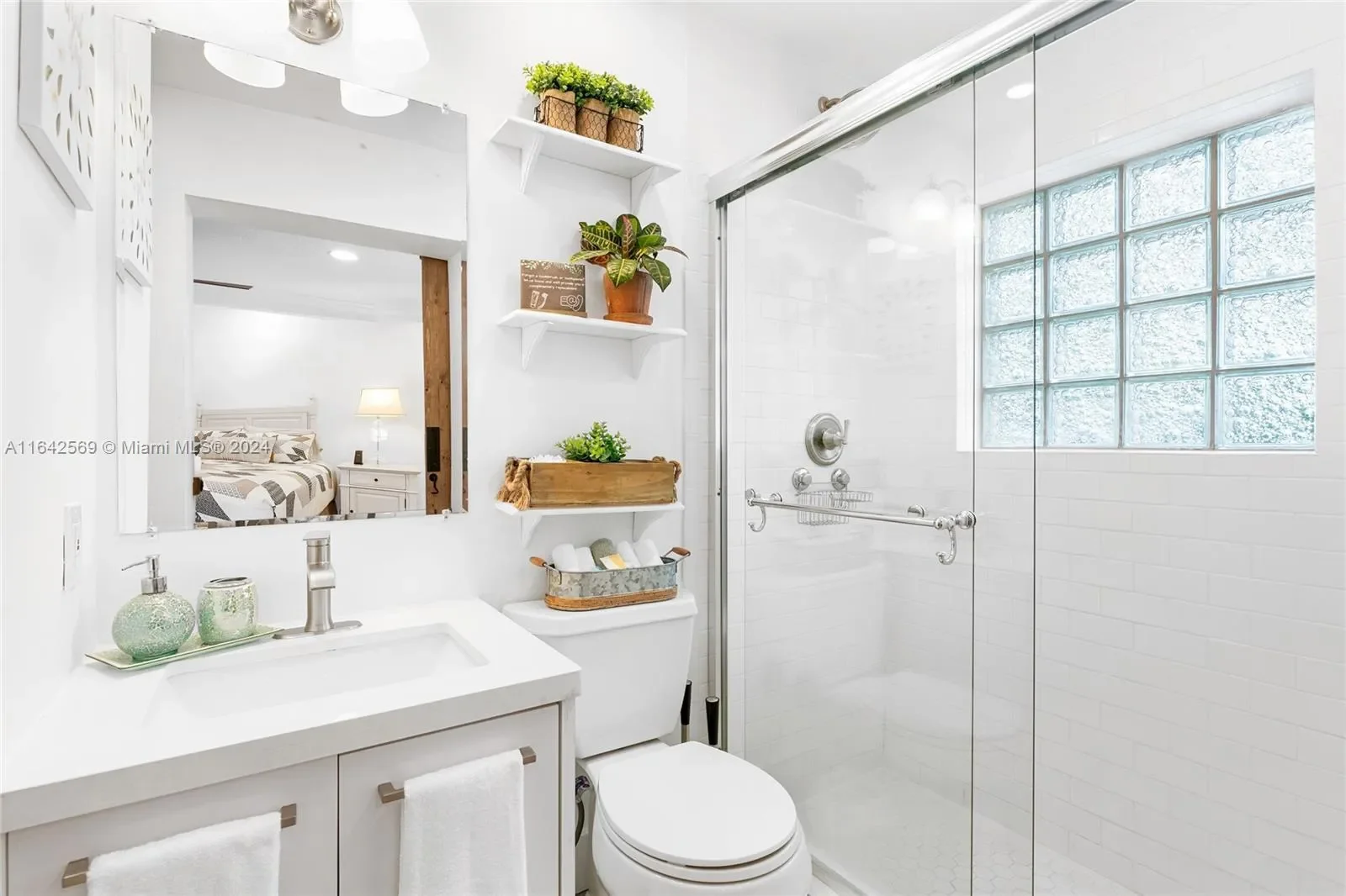 941 SE 4th Ave, Pompano Beach, Florida, United States. - Photo 34