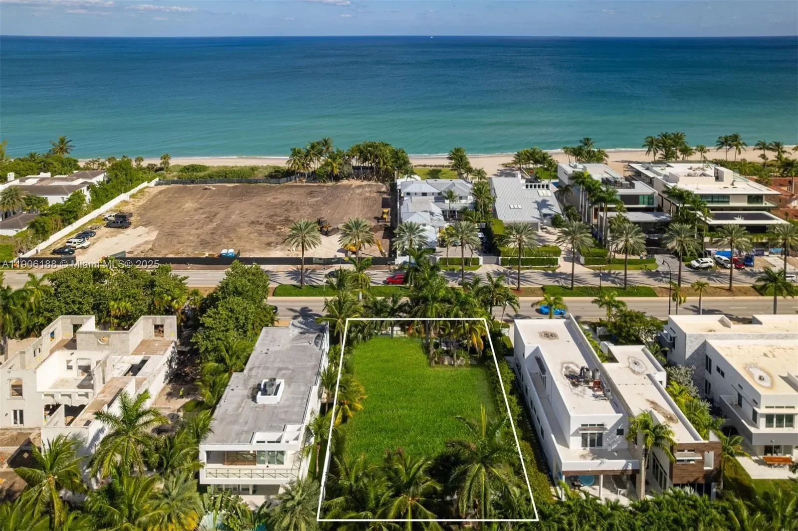 284 Ocean Blvd, Golden Beach, Florida, United States. - Photo 11