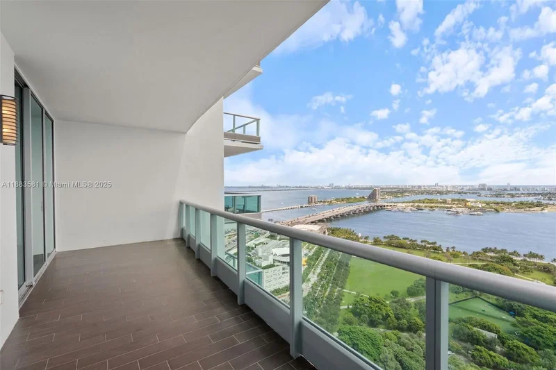 900 Biscayne Blvd 3502, Miami, Florida, United States. - Photo 39