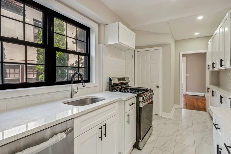 117-19 Union Tpke. , Forest Hills, NY 11375, New York, New York, United States. - Photo 11