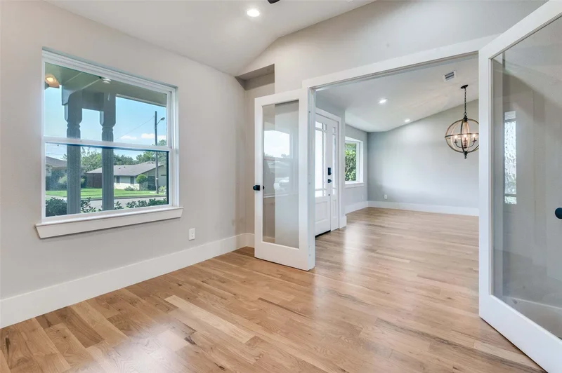 3161 Lockmoor Lane, Dallas, TX 75220, Dallas, Texas, United States. - Photo 5