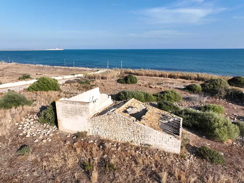Rustic Seafront Land