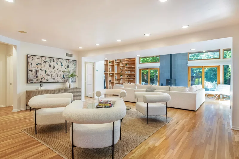 14903 Valley Vista Boulevard, Shermanoaks, CA 91403, Los Angeles, California, United States. - Photo 22