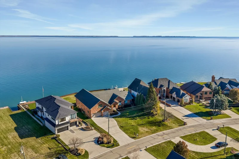 37580 Lakeshore, Harrison Twp, MI 48045, St. Clair Shores, Michigan, United States. - Photo 83