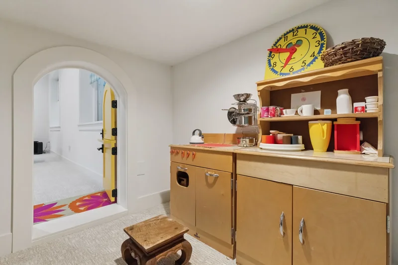 2419 S Clayton Street , Denver, CO 80210, Denver, Colorado, United States. - Photo 31