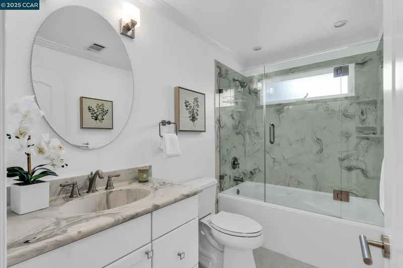 1015 Pleasant Valley Dr, Pleasant Hill, California, United States. - Photo 9
