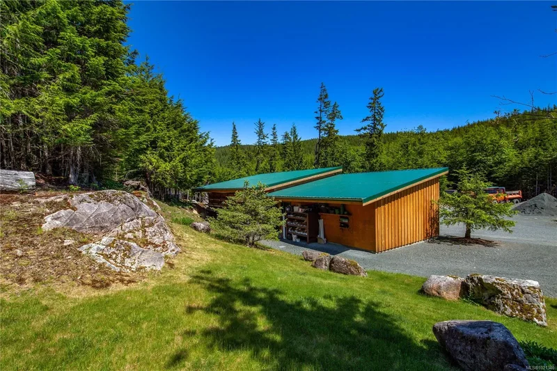 1 Stuart Island, Alert Bay, British Columbia, Canada. - Photo 78