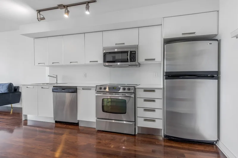 33 Charles St E  3807, Toronto, ON M4Y 0A2, Toronto, Ontario, Canada. - Photo 18