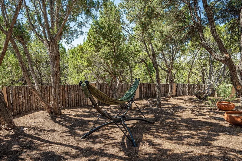 1073 Encantado Drive , Santa Fe, NM 87501, Santa Fe, New Mexico, United States. - Photo 46