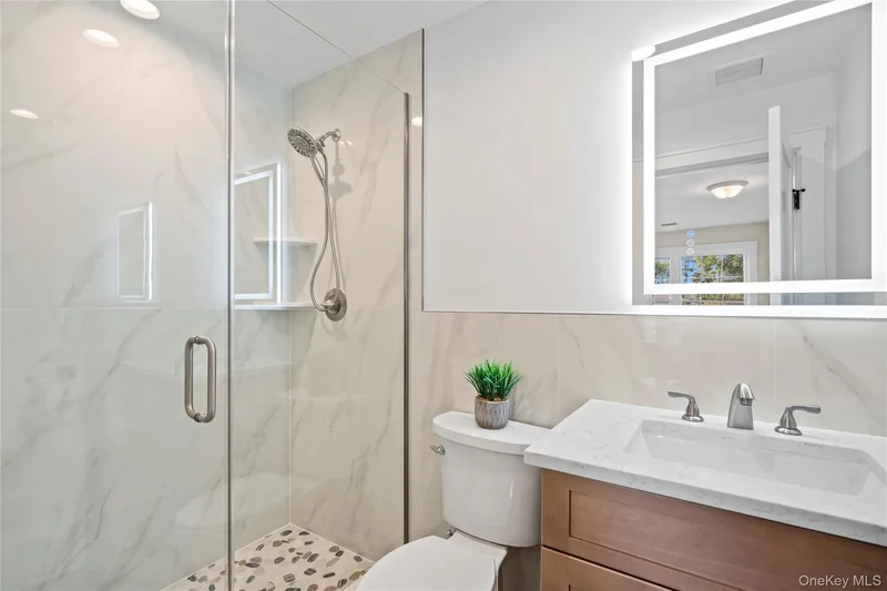 25 Westchester Avenue, Jericho, New York, United States. - Photo 30