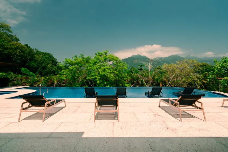 High End House With Pool And Marina Access In Portobello Condominium