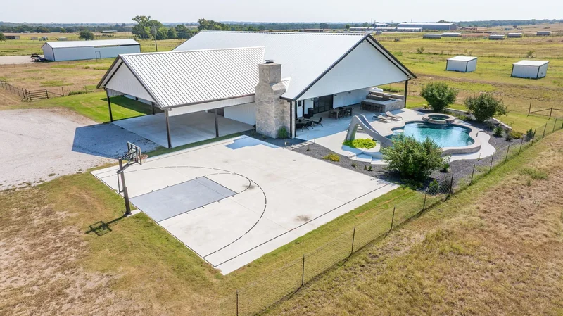 385 Private Road 1733, Stephenville, TX 76401, Stephenville, Texas, United States. - Photo 28