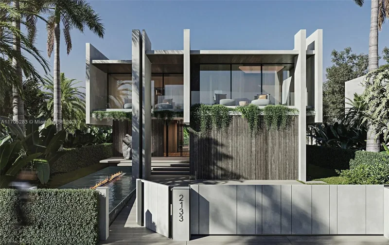 Single Family Residence in Miami Beach