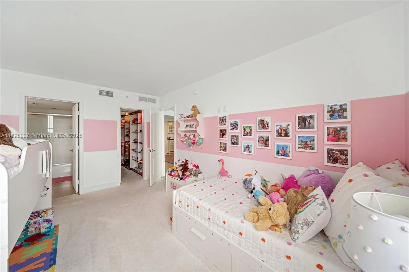 650 West Ave 2107, Miami Beach, Florida, United States. - Photo 26