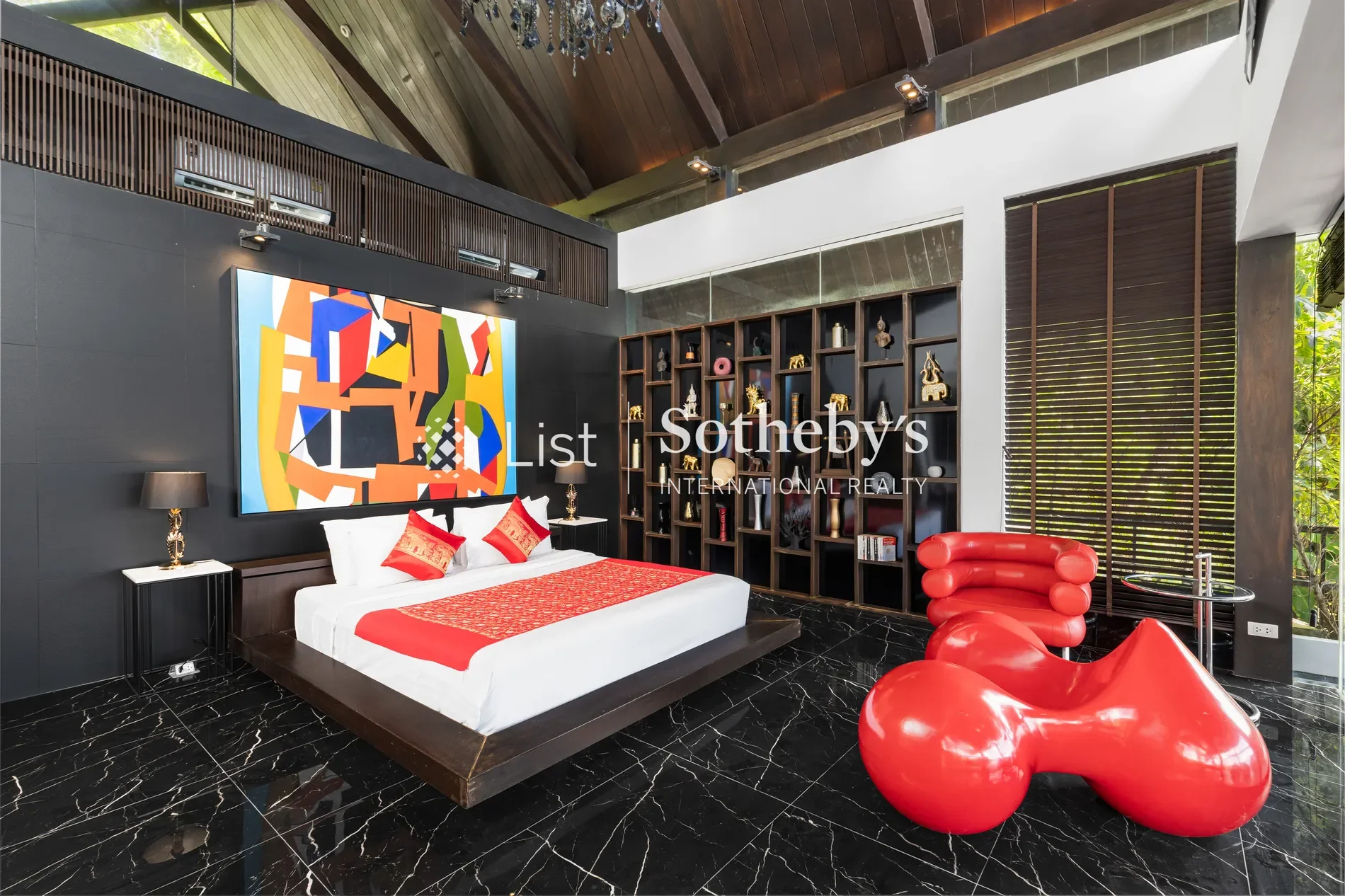 Gallery photo 4