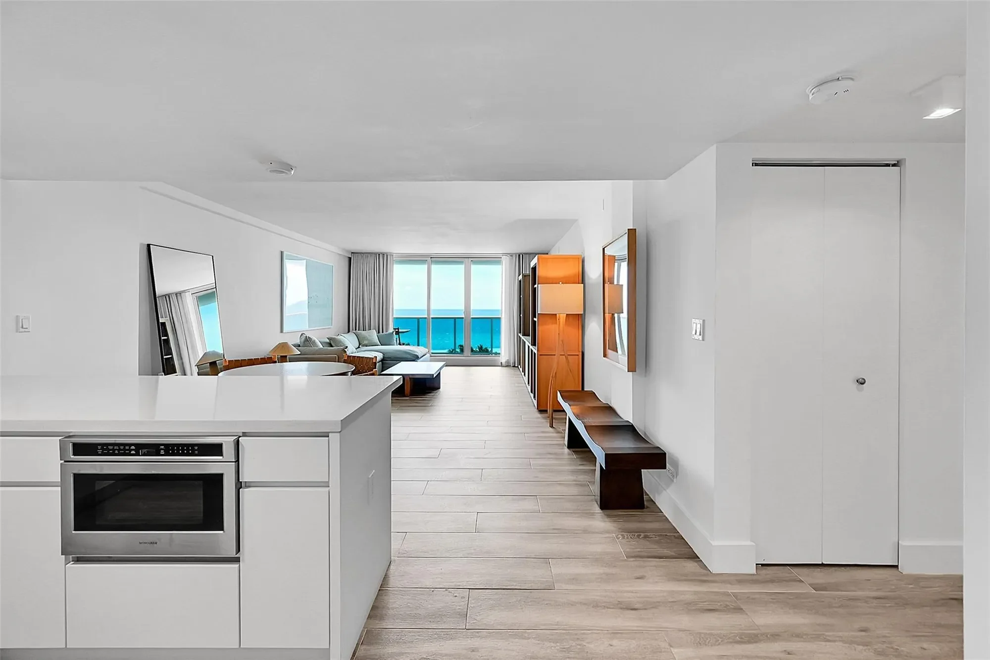 2301 Collins Ave 838, Miami Beach, Florida, United States. - Photo 2