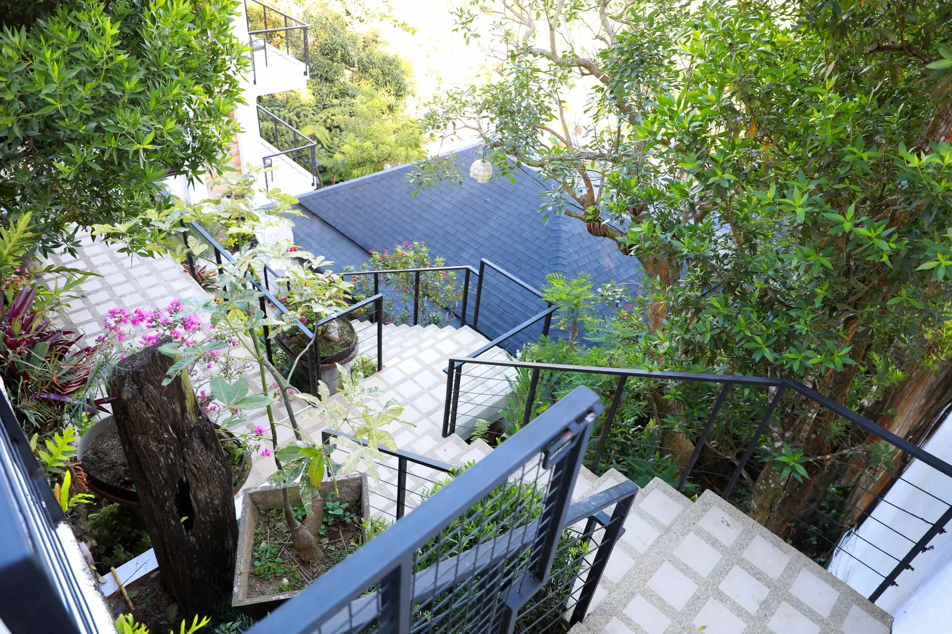 Exterior photo 8
