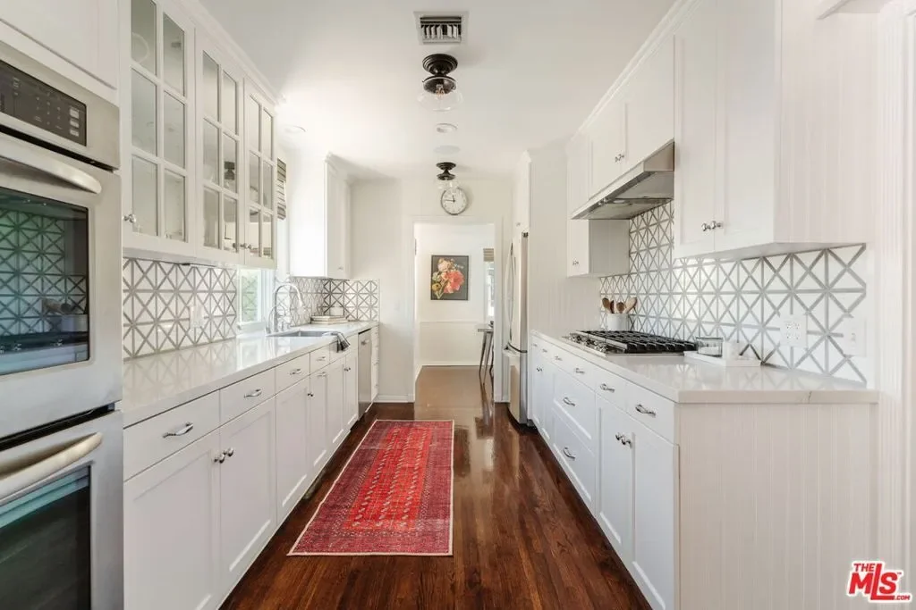 12510 Hortense Street, Los Angeles, California, United States. - Photo 27
