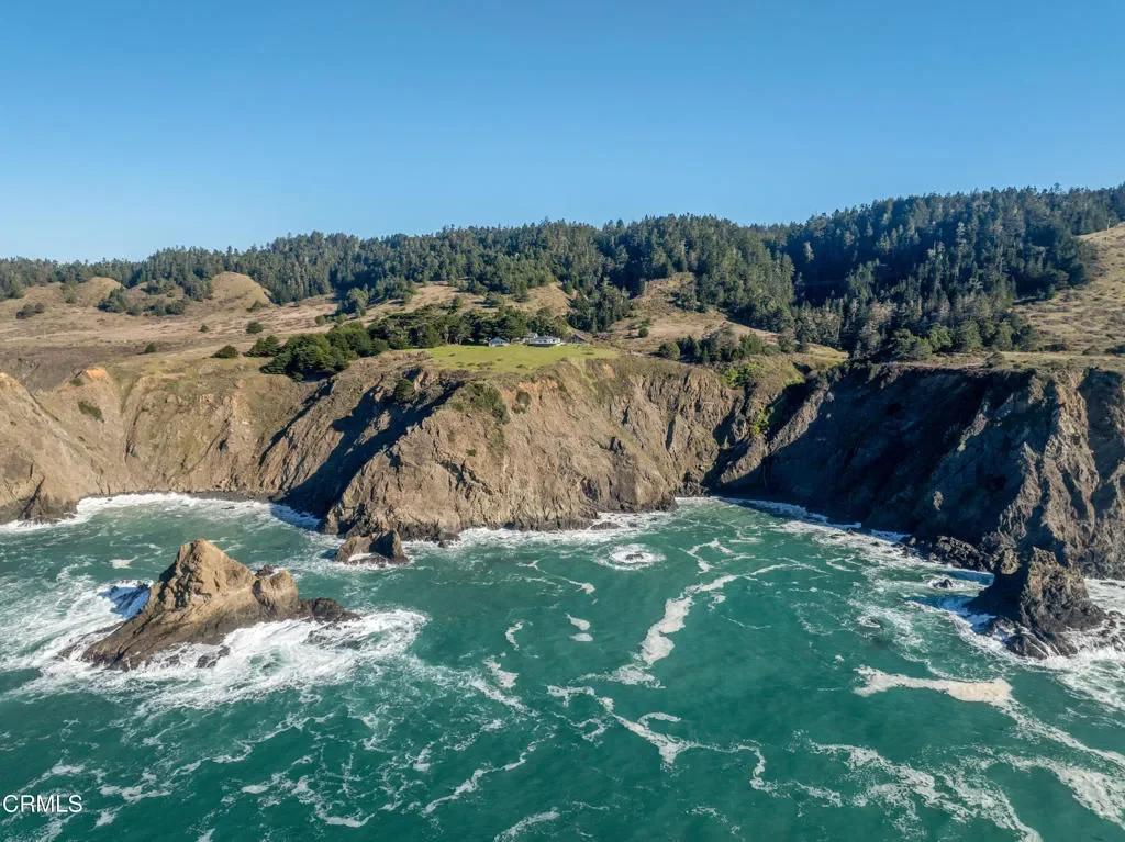 1990 S Highway 1, Albion, California, United States. - Photo 15