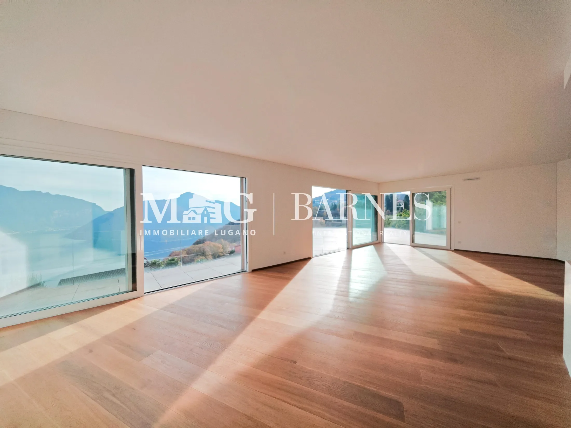 Lugano, Switzerland, Lugano, Ticino, Switzerland. - Photo 7