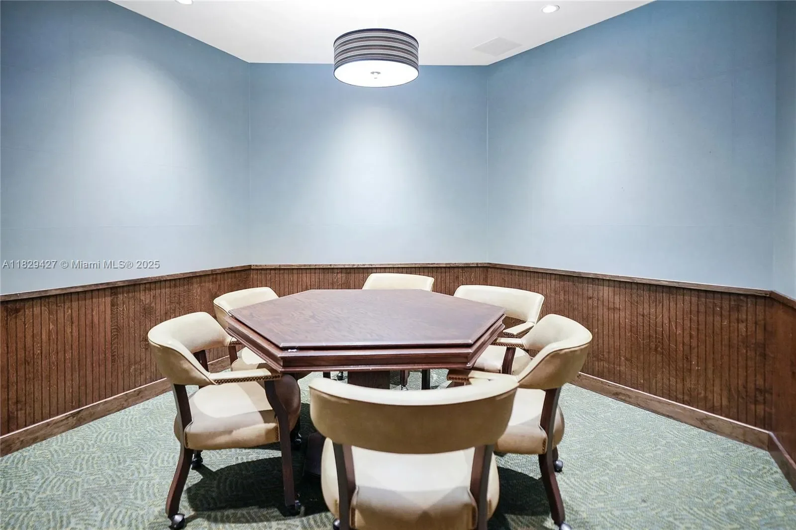 1121 Crandon Blvd F201, Key Biscayne, Florida, United States. - Photo 42