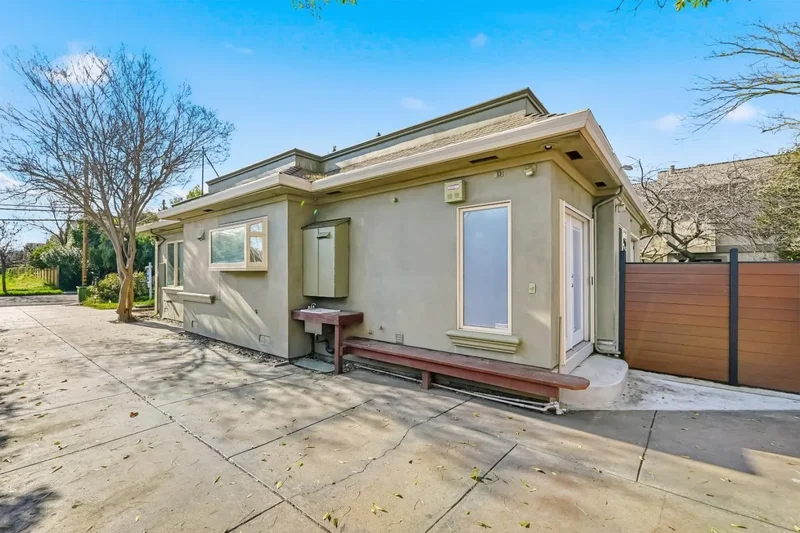 333 W Rincon Avenue, Campbell, California, United States. - Photo 48